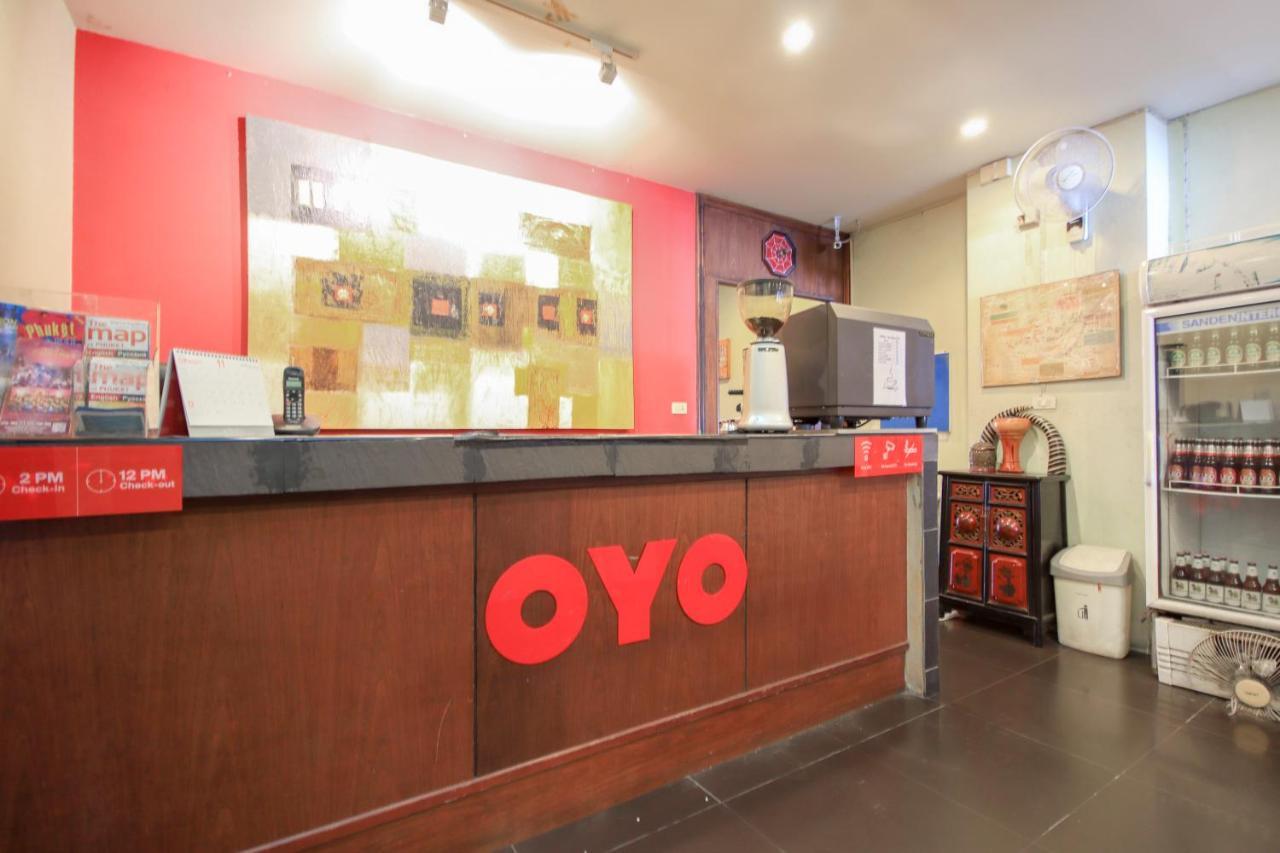 Oyo 1054 Phuket Backpacker Hostel Buitenkant foto